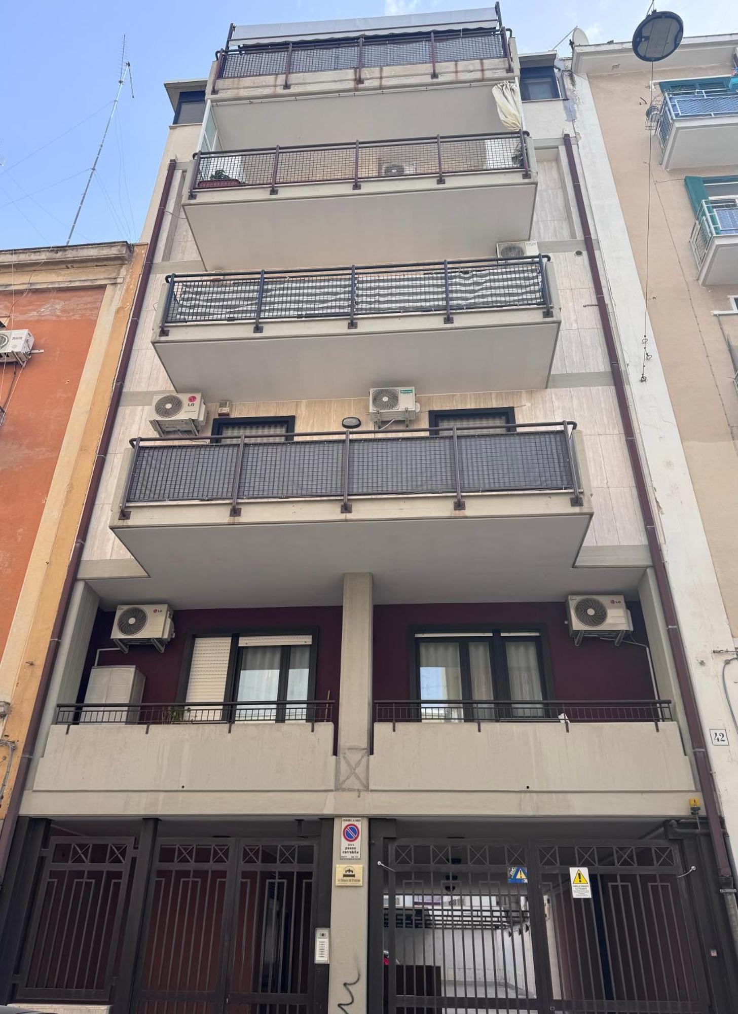Appartement La Dimora Del Principe à Bari Extérieur photo